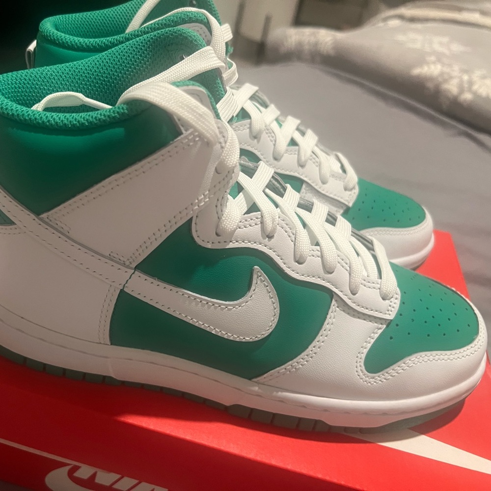 Nike Dunks - green